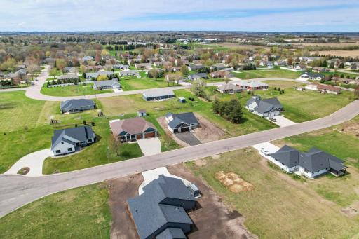 741 St James Circle, Litchfield, MN 55355