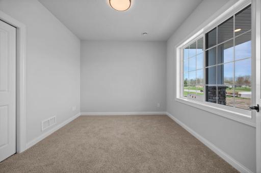 741 St James Circle, Litchfield, MN 55355