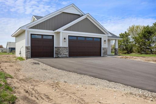 741 St James Circle, Litchfield, MN 55355