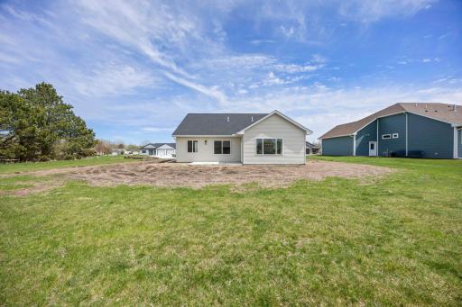 741 St James Circle, Litchfield, MN 55355