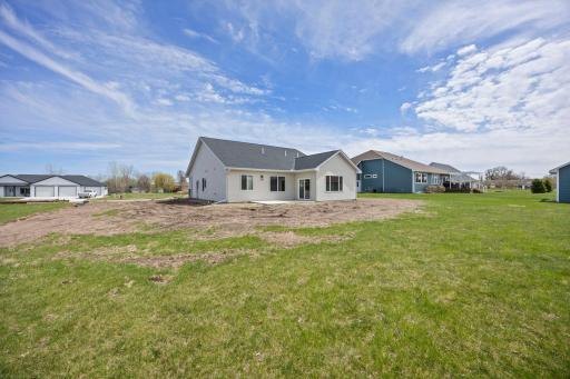 741 St James Circle, Litchfield, MN 55355