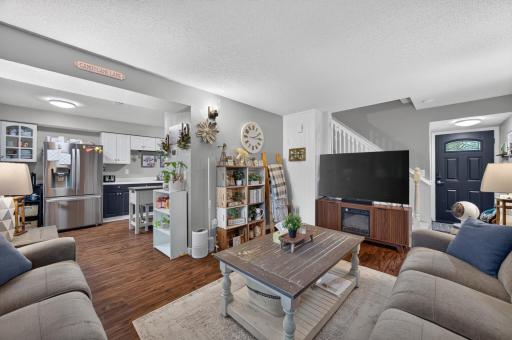 14014 Park Avenue, Burnsville, MN 55337