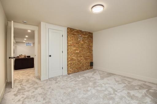 4625 Valley View Road, Edina, MN 55424