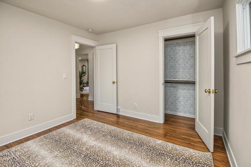 4625 Valley View Road, Edina, MN 55424