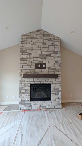 997 152nd Avenue, New Richmond, WI 54017