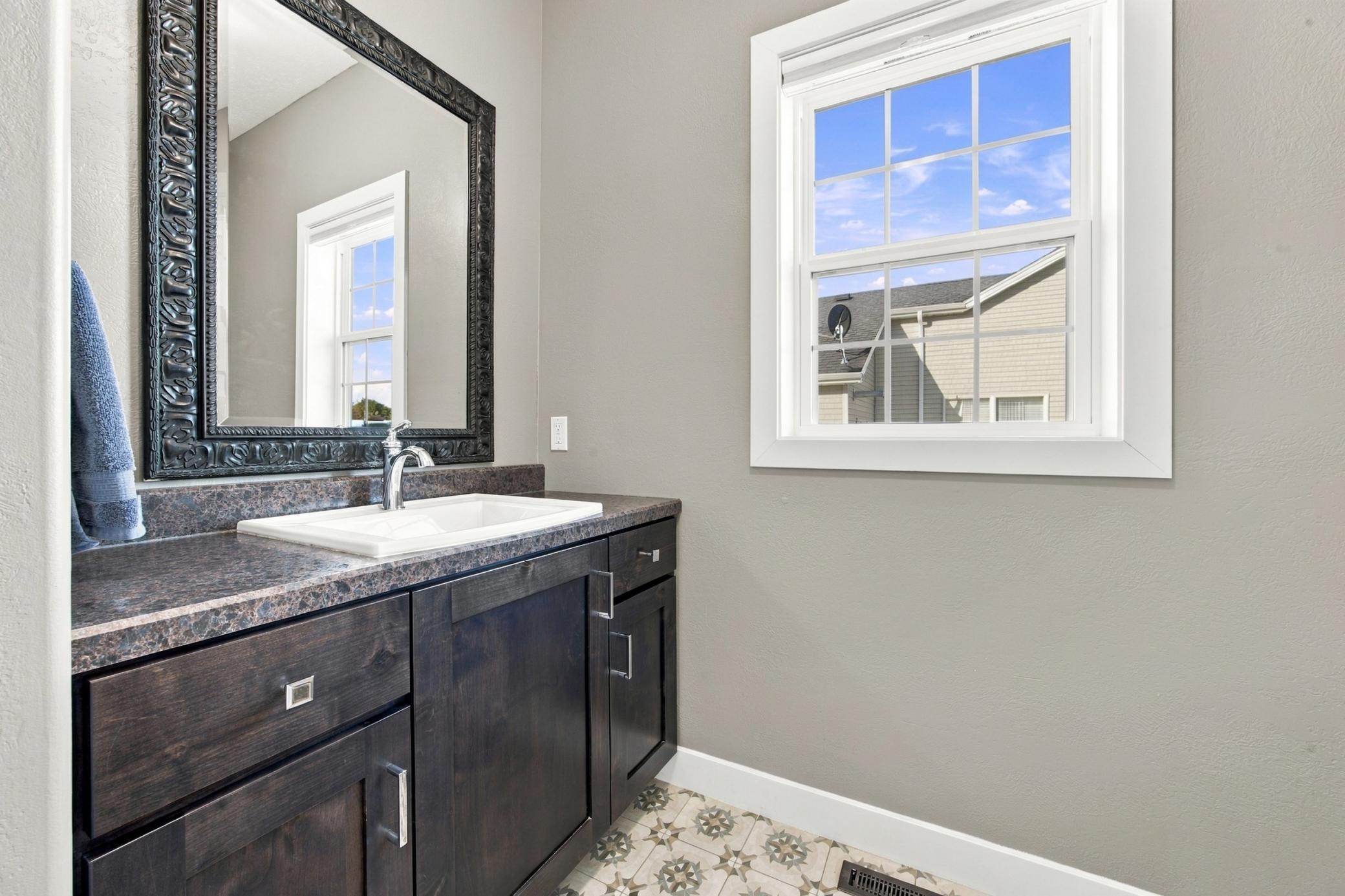 Main Floor 1/2 Bathroom