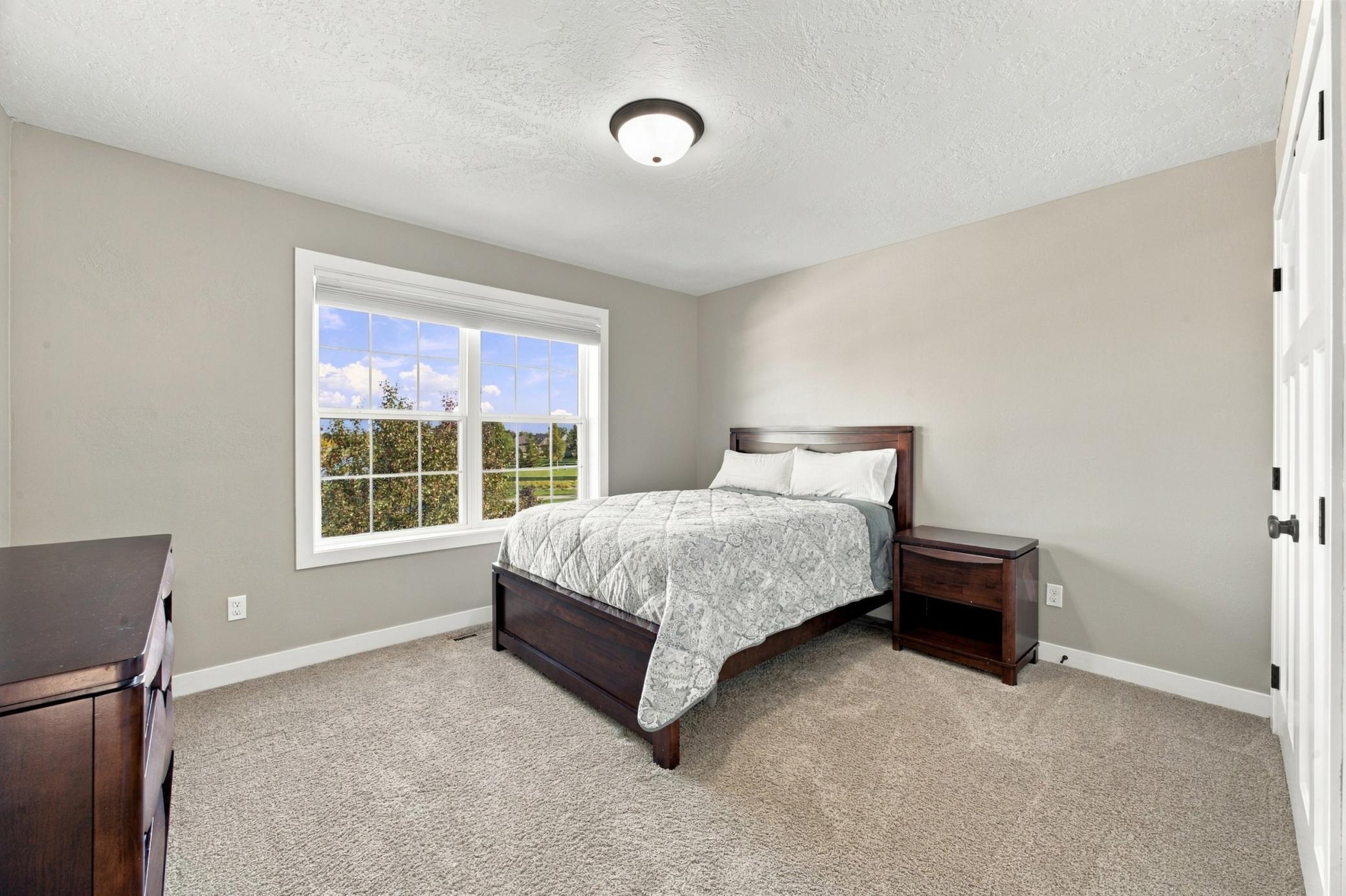 Upstairs #2 Bedroom