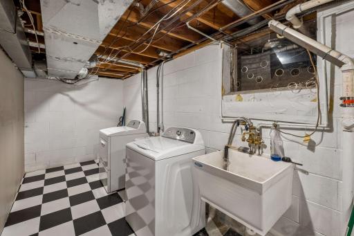 10301 Vincent Avenue South - Spacecrafting - 0034.jpg