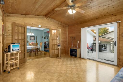 622 73rd Way N, Brooklyn Park, MN 55444