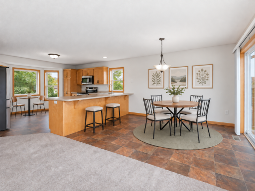 This image has been virtually staged with digitally added furniture and dÃ©cor. Refer to the unstaged photos and an in-person showing for the propertyâs actual condition.