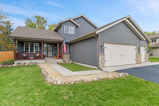 11462 53rd Street NE, Albertville, MN 55301