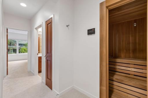 6484 Ivy Way, Edina, MN 55436