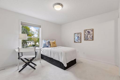 6484 Ivy Way, Edina, MN 55436