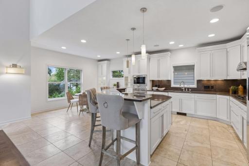 6484 Ivy Way, Edina, MN 55436