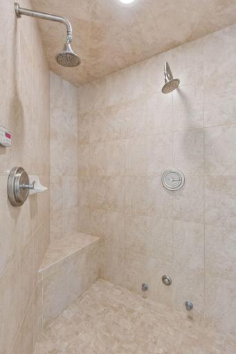 6484 Ivy Way, Edina, MN 55436
