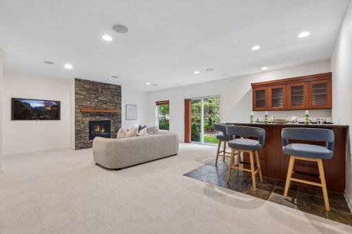6484 Ivy Way, Edina, MN 55436