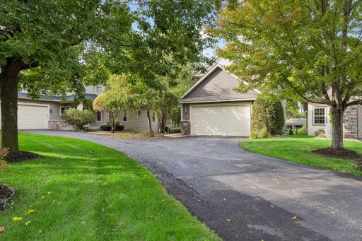6484 Ivy Way, Edina, MN 55436