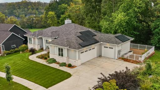 4184 Stone Point Drive NE, Rochester, MN 55906