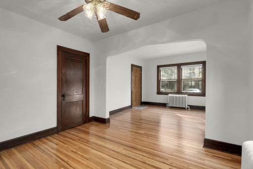 3809 28th Avenue S, Minneapolis, MN 55406