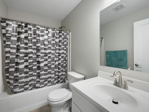 7040 Quantrelle Avenue NE, Otsego, MN 55330