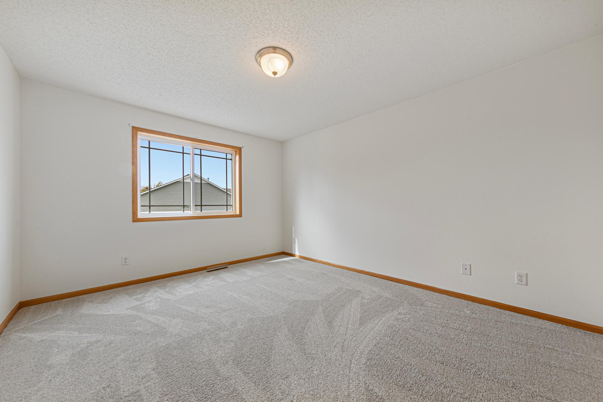 21 bedroom 1.jpg