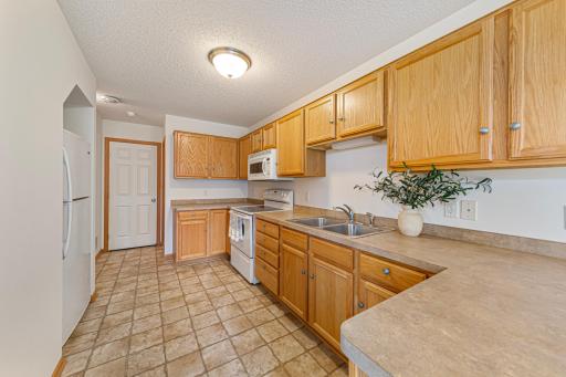 523 Gooseberry Lane, Dundas, MN 55019