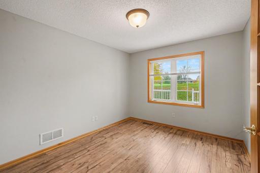 8950 Deer Run Court, Victoria, MN 55386