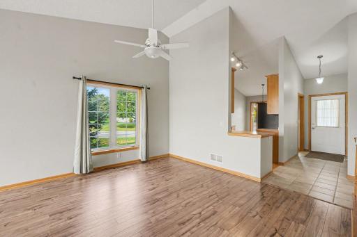 8950 Deer Run Court, Victoria, MN 55386