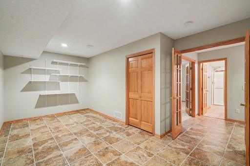 8950 Deer Run Court, Victoria, MN 55386