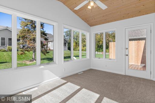 1912 Eastridge Court, Stillwater, MN 55082