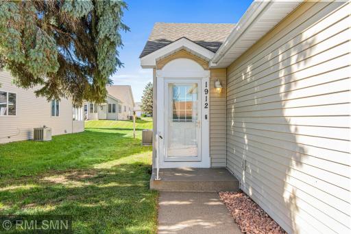 1912 Eastridge Court, Stillwater, MN 55082