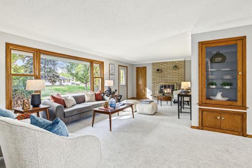 12814 27th Avenue N, Plymouth, MN 55441