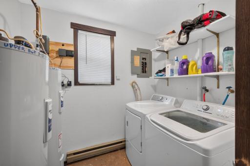 302 W Maple Street, Roberts, WI 54023