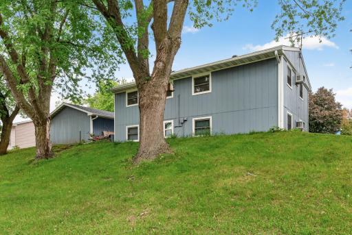 302 W Maple Street, Roberts, WI 54023