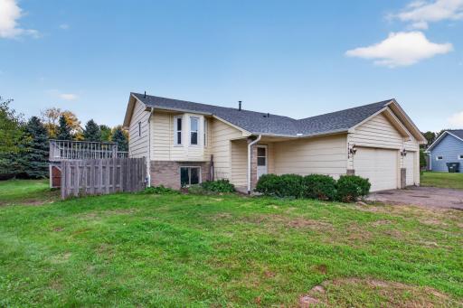 7536 165th Street W, Lakeville, MN 55044