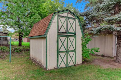 330 10th Avenue SW, Cambridge, MN 55008