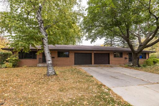 Welcome to 3640-3644 Edward St NE in Saint Anthony Park!