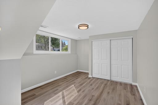 568 Riviera Drive, New Brighton, MN 55112
