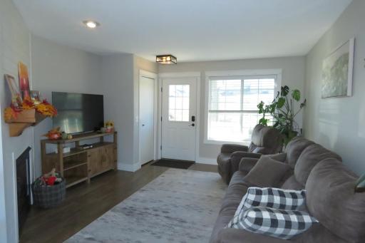 726 Morgan Court SW, Pine Island, MN 55963