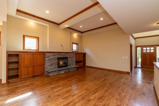 15600 Dunberry Way, Apple Valley, MN 55124