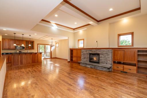 15600 Dunberry Way, Apple Valley, MN 55124