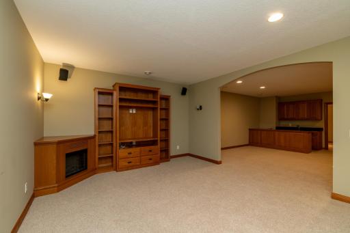 15600 Dunberry Way, Apple Valley, MN 55124