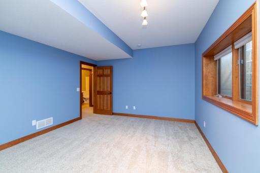 15600 Dunberry Way, Apple Valley, MN 55124