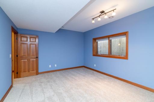 15600 Dunberry Way, Apple Valley, MN 55124
