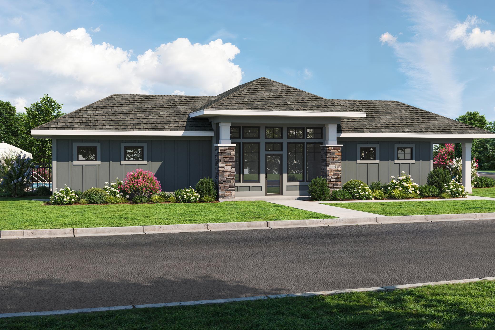 Pool & Clubhouse