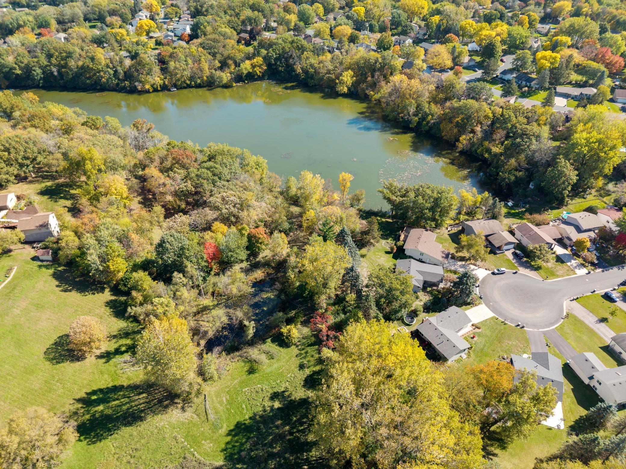 1791449867200_1791399620224dji202610071245150140d.jpg