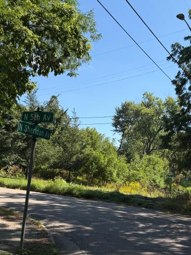 514 Sheridan Avenue N, Minneapolis, MN 55405