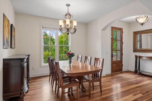 6805 Creston Road, Edina, MN 55435