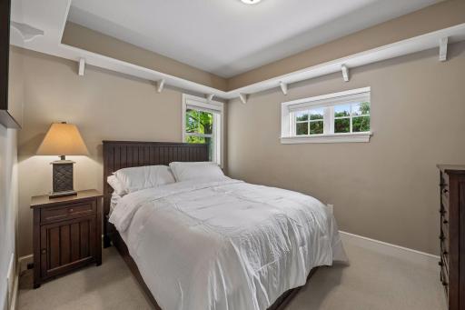 6805 Creston Road, Edina, MN 55435