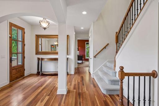 6805 Creston Road, Edina, MN 55435
